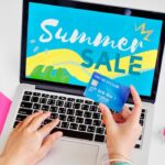 Lifestyle Minimalist Femininity E-shopping Concept