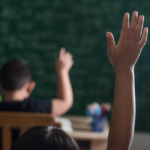 educacion mano