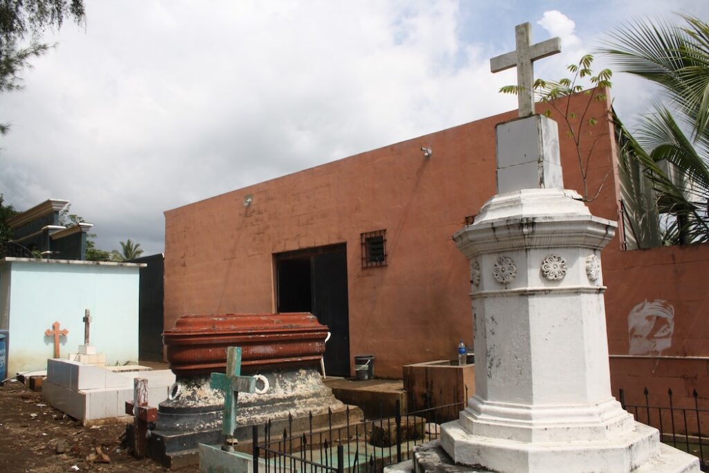 Cementerio Municipal de Izalco, Sonsonate